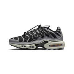 Max Plus 'Toggle Black Silver' Women's (2023)