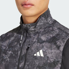 Men's Own The Run Spray Dye Vest