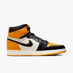 1 Retro High OG 'Yellow Toe / Taxi' (2022)