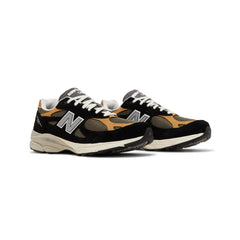 990v3 'MiUSA Black Tan' (2023)