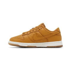 Dunk Low Quilted 'Wheat' W (2022)