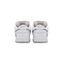 SB Low Supreme 94 'White Metallic Silver' (2025)