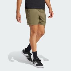 Men's Essentials Small Logo Cargo Chelsea Shorts