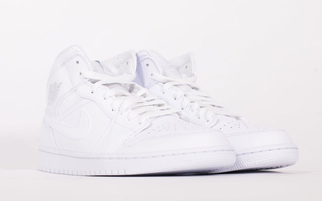 1 Mid 'Triple White' (2020)