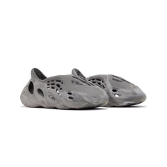 Yeezy Foam Runner ‘MX Granite’ (2024)