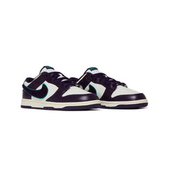 Low Chenille Swoosh 'Sail Grand Purple' (2022)
