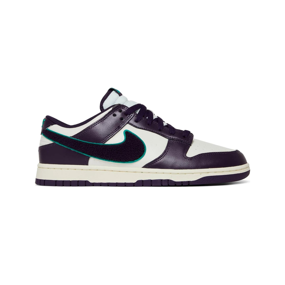 Low Chenille Swoosh 'Sail Grand Purple' (2022)