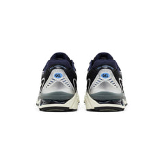 Gel-Nimbus 10.1 'Black Midnight' (2025)
