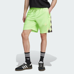 Men's Nuwave 90s Short 9 inch Inseam