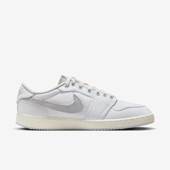 1 KO Low SP x Union LA 'Neutral Grey' (2023)