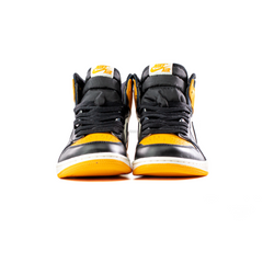 1 'Yellow Toe/ Taxi' (2022)
