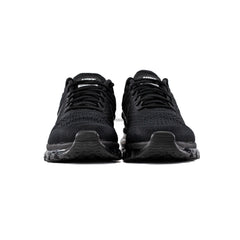 Max 2017 'Triple Black' (2017)