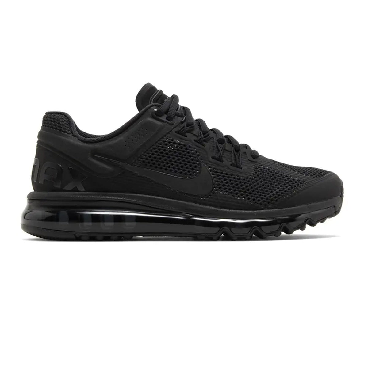 Max 2013 'Triple Black' (2023)