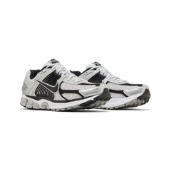 Air Zoom Vomero 5 'Metallic Silver Black'