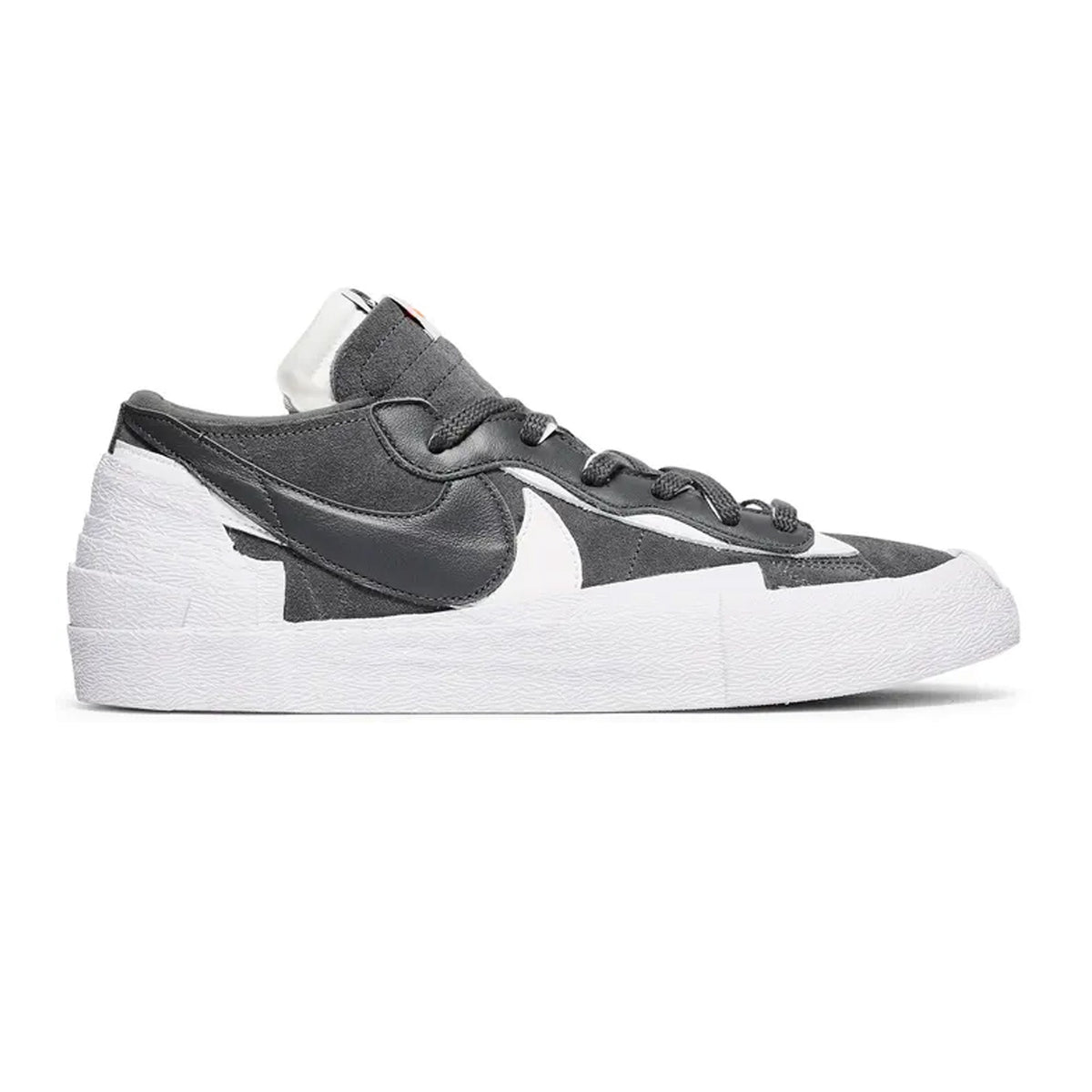 Blazer Low x Sacai 'Iron Grey'