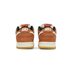 SB Dunk Low Pro 'Dark Russet' (2022)