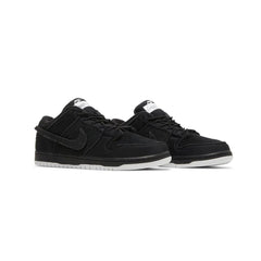 SB Dunk Low x Gnarhunters 'Black' (2022)