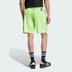 Men's Nuwave 90s Short 9 inch Inseam